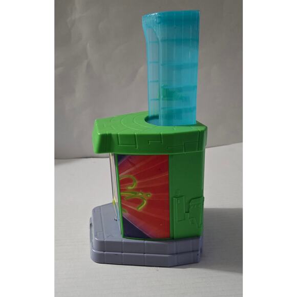 PJ Mask Gecko Transformation Play Station Green Color - Picture 4 of 12